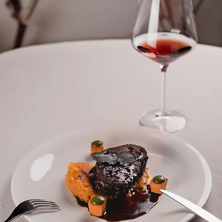 Hotel Garden Experience 4*