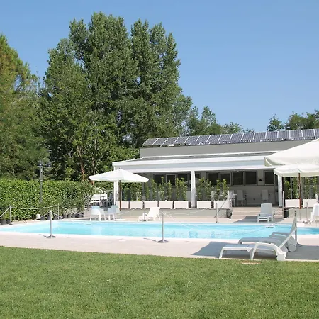 호텔 Garden Experience 4*