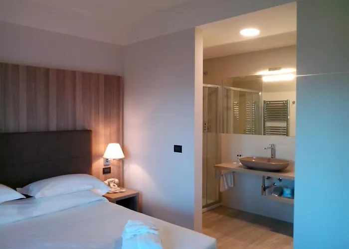 Hotel Garden Experience 4*